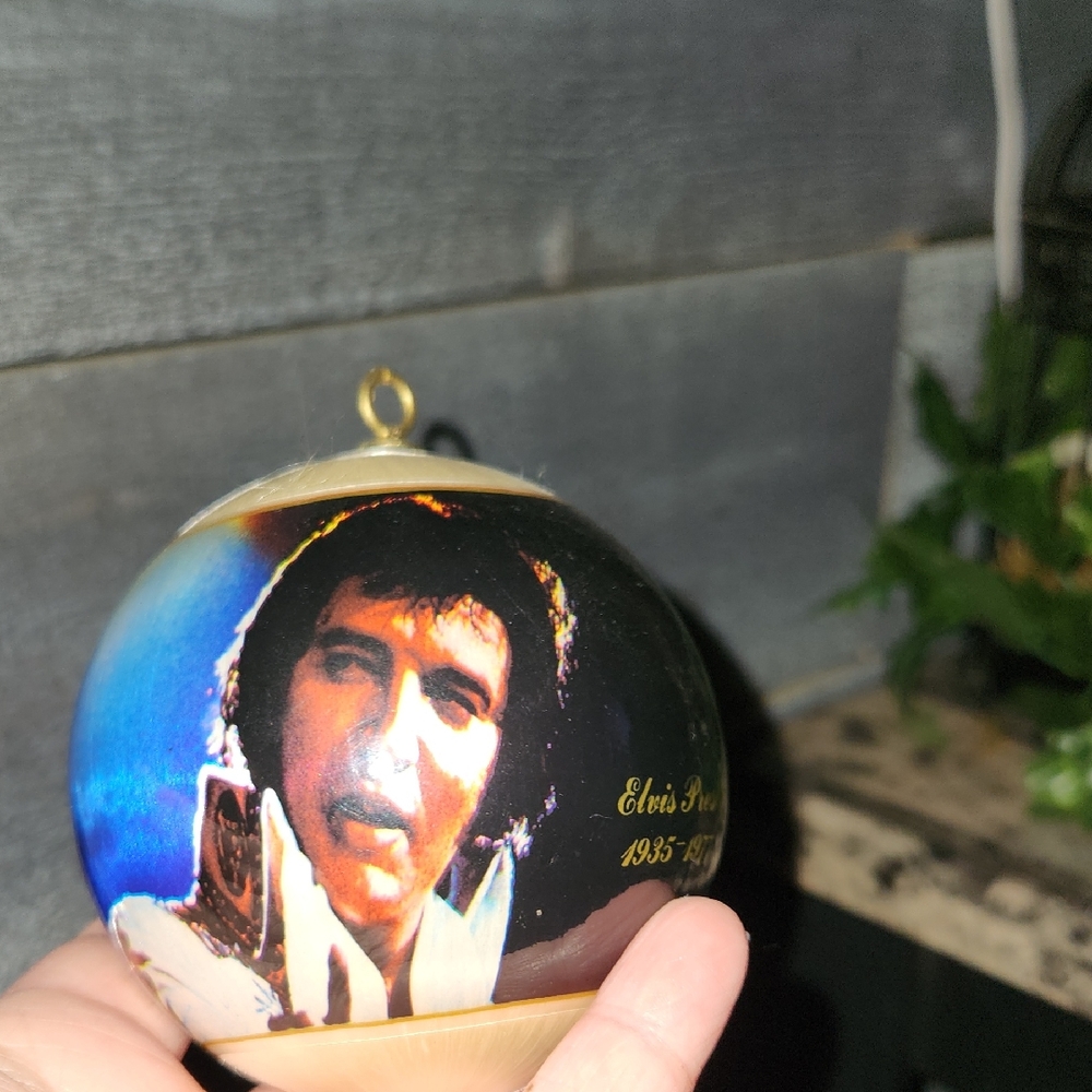 Elvis Presley Commemorative Holiday Ornament - Black/Blue
